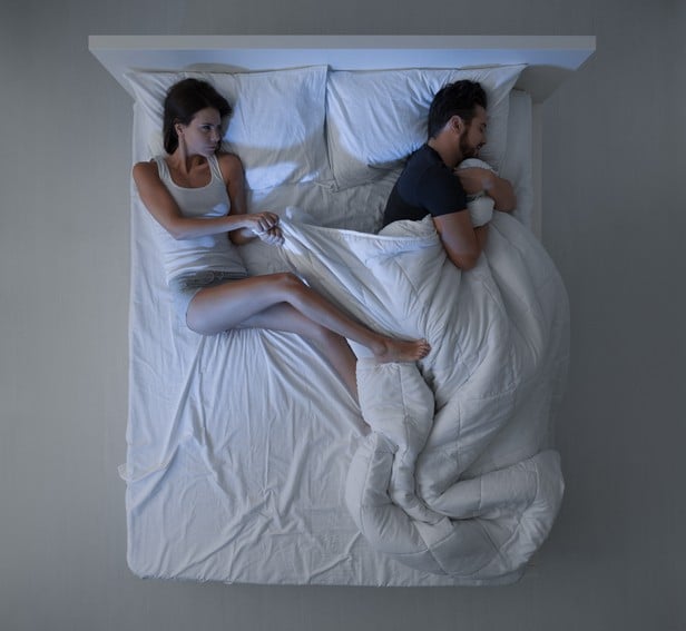 5 Reasons Why Sleeping In Separate Beds Is Better For Couples 